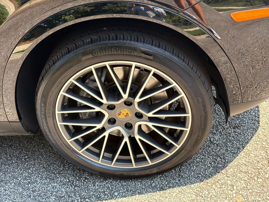 2022 Porsche Cayenne Platinum Edition