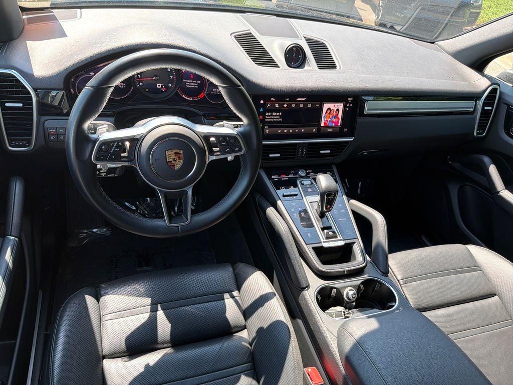 2022 Porsche Cayenne Platinum Edition