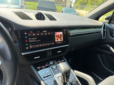 2022 Porsche Cayenne Platinum Edition
