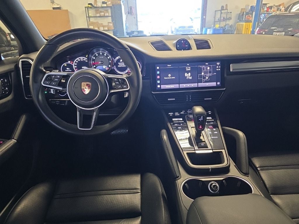 2022 Porsche Cayenne Platinum Edition