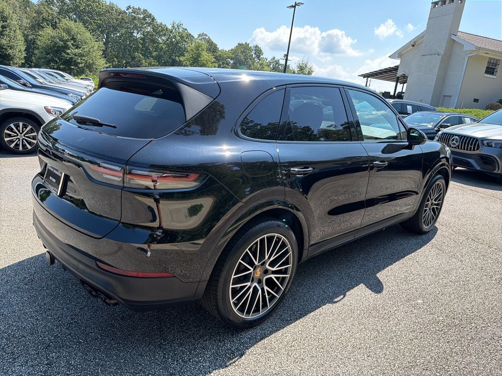2022 Porsche Cayenne Platinum Edition