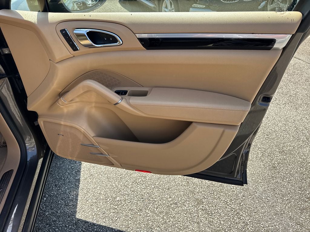 2016 Porsche Cayenne S