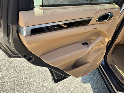 2016 Porsche Cayenne S