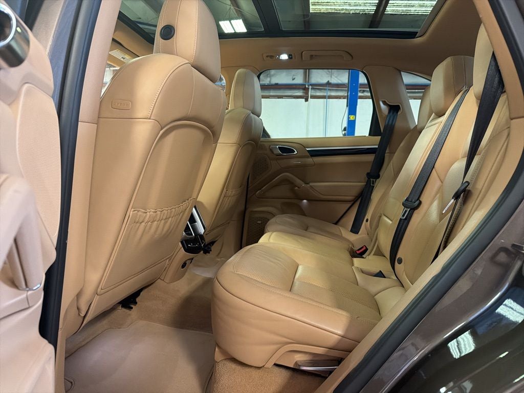 2016 Porsche Cayenne S