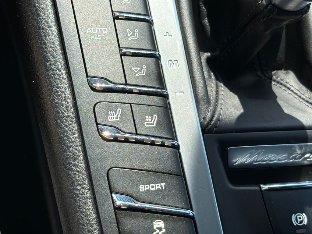 2017 Porsche Macan S