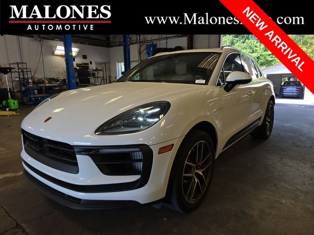 2022 Porsche Macan S