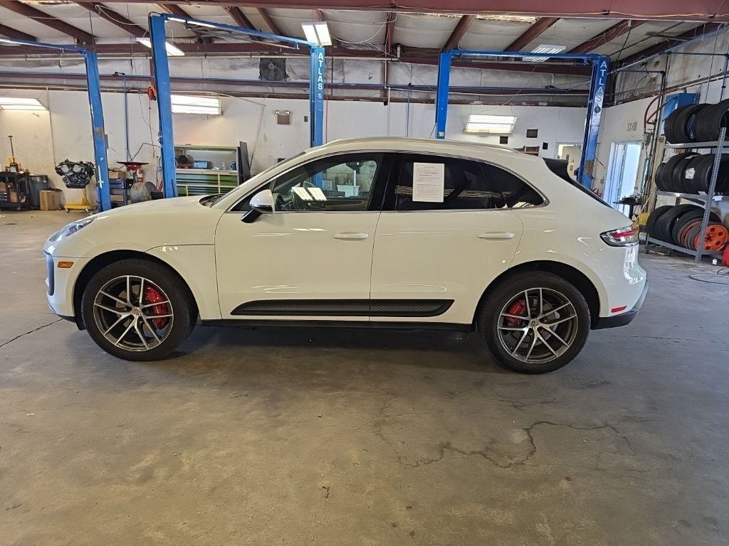 2022 Porsche Macan S