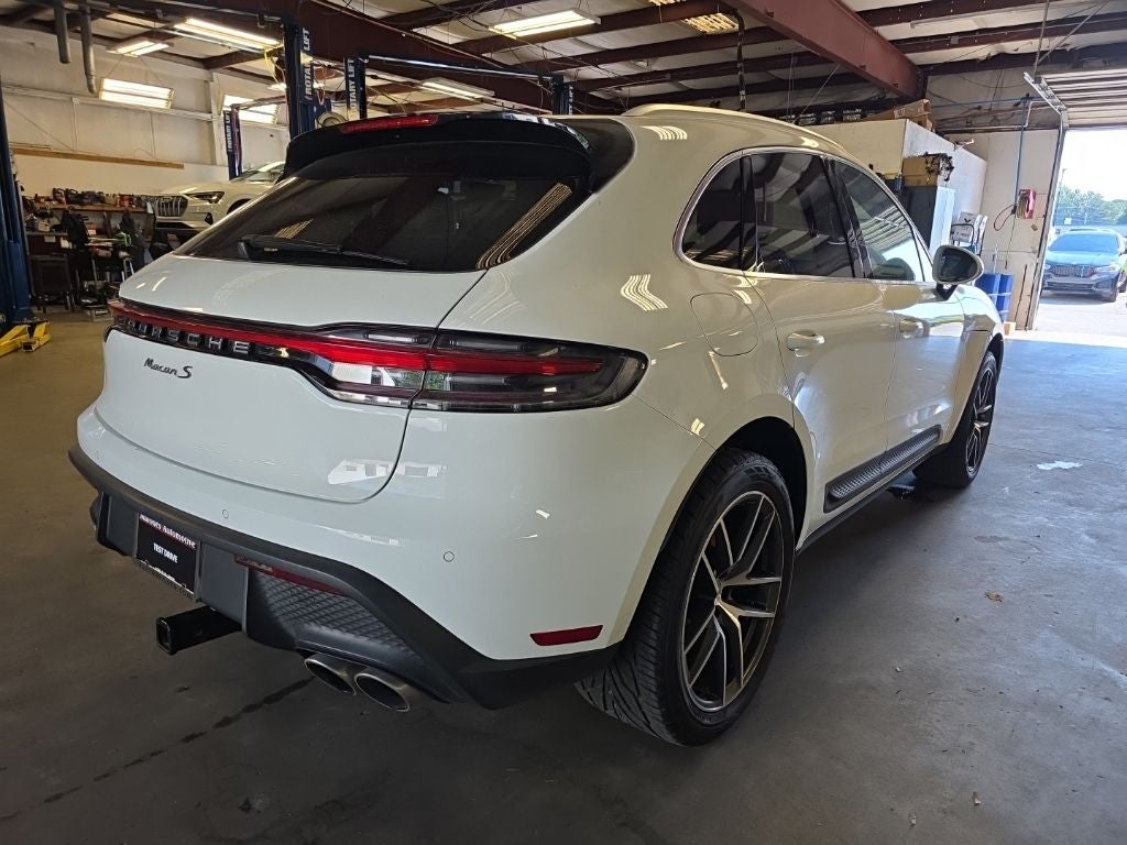 2022 Porsche Macan S