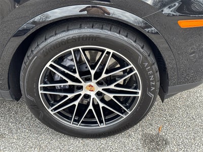 2025 Porsche Cayenne Coupe Coupe AWD