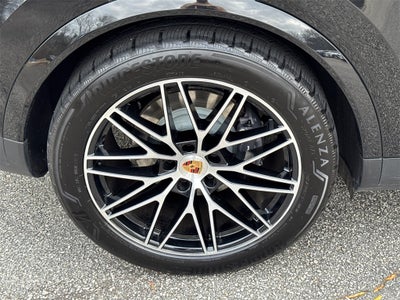 2025 Porsche Cayenne Coupe Coupe AWD