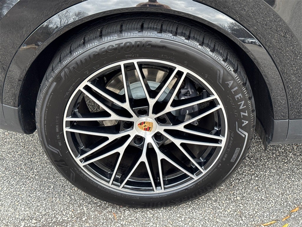 2025 Porsche Cayenne Coupe Coupe AWD