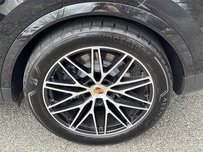 2025 Porsche Cayenne Coupe Coupe AWD