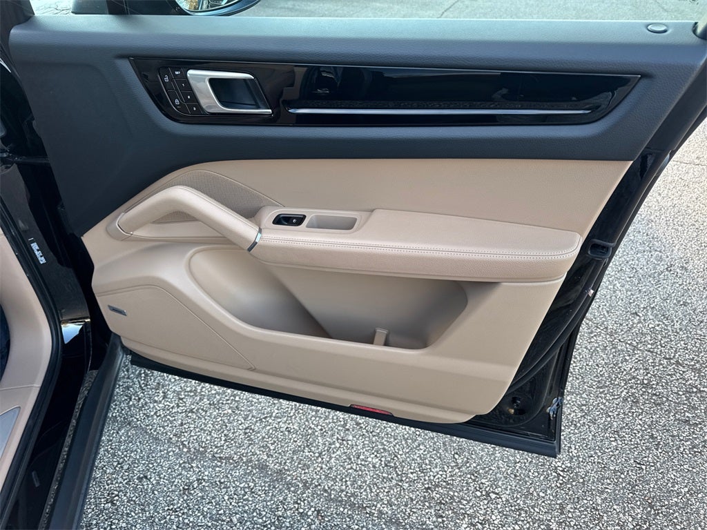 2021 Porsche Cayenne Coupe Coupe AWD