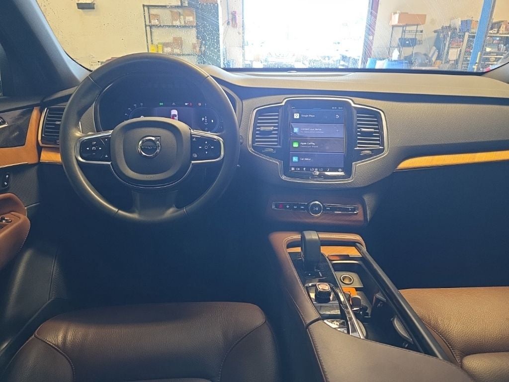 2023 Volvo XC90 Plus