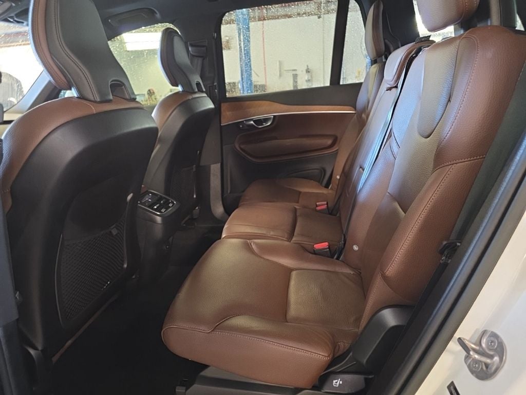 2023 Volvo XC90 Plus