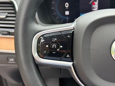2023 Volvo XC90 Plus