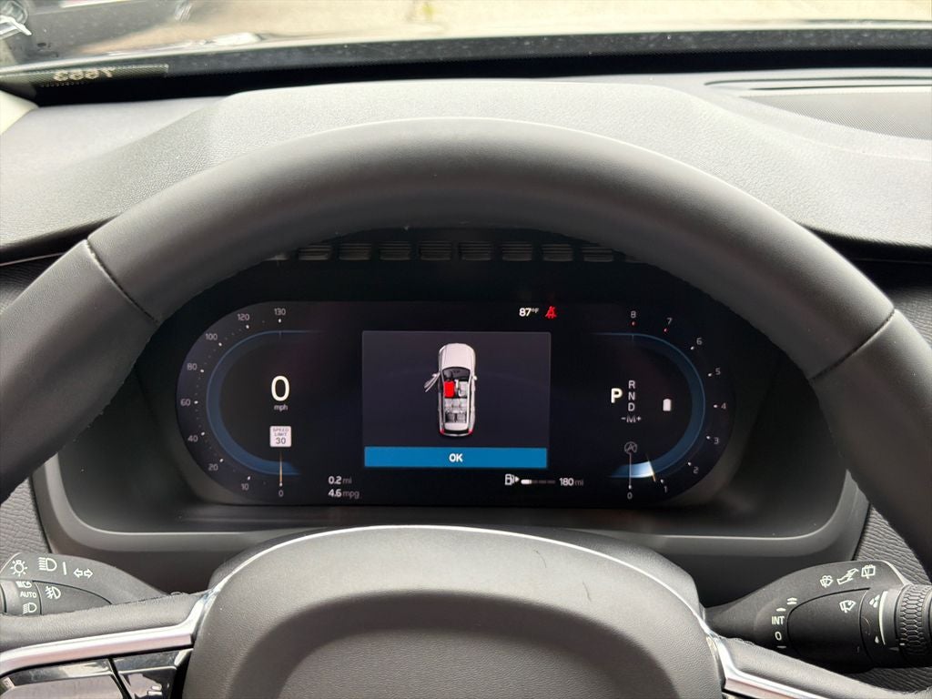 2023 Volvo XC90 Plus