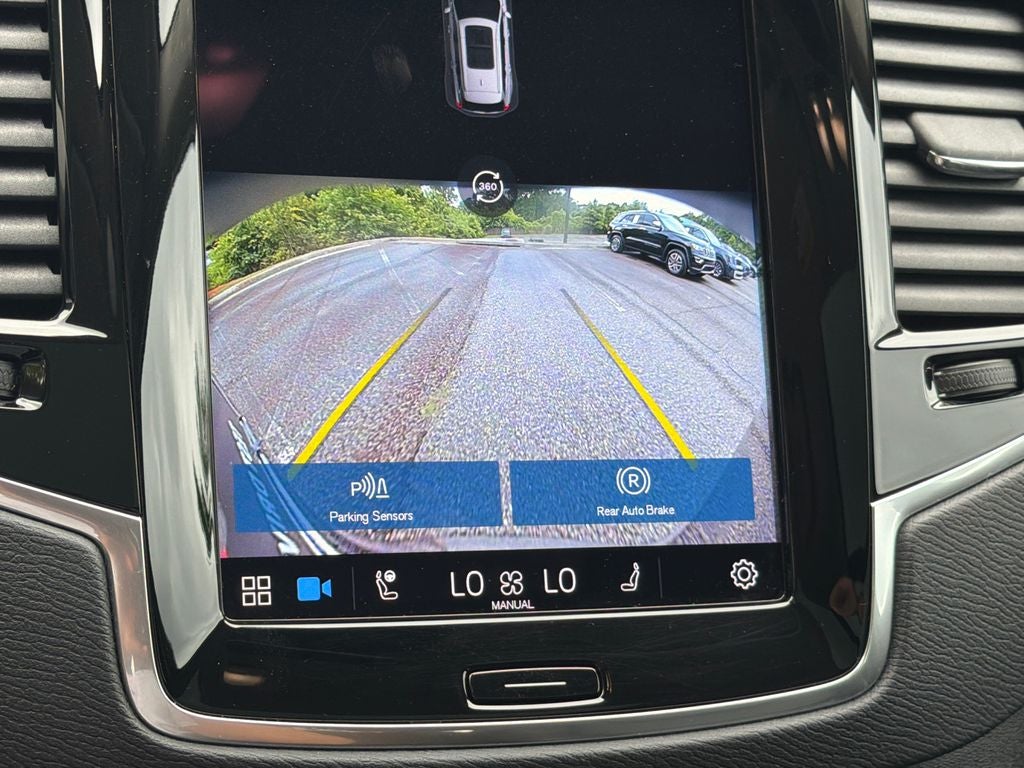 2023 Volvo XC90 Plus