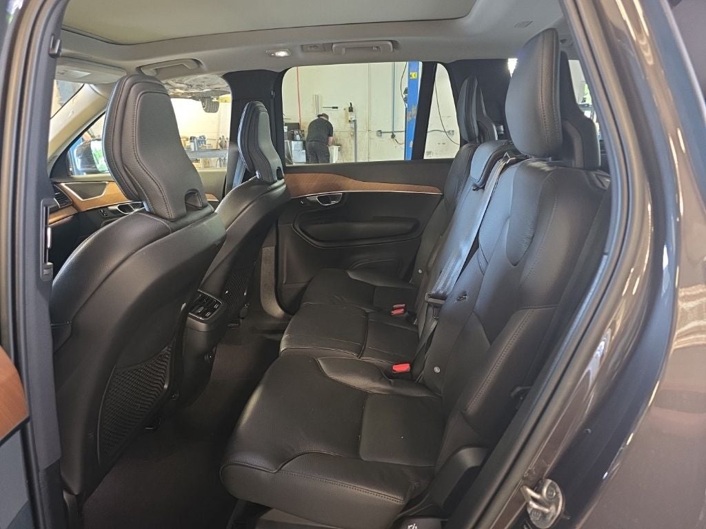 2023 Volvo XC90 Plus