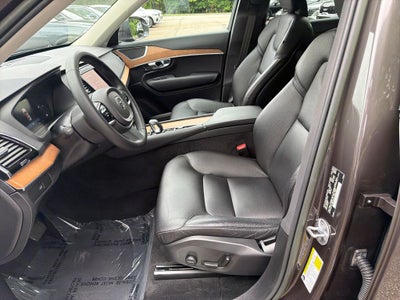2023 Volvo XC90 Plus