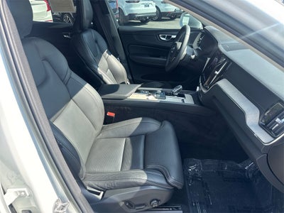 2022 Volvo XC60 Inscription