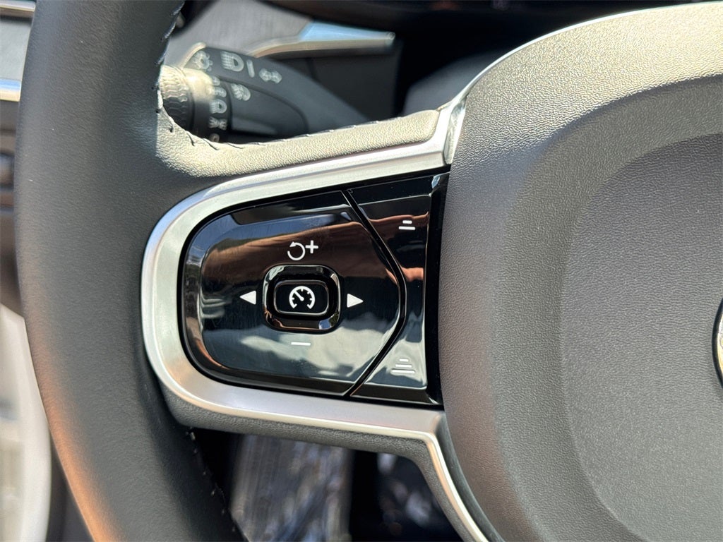 2022 Volvo XC60 Inscription