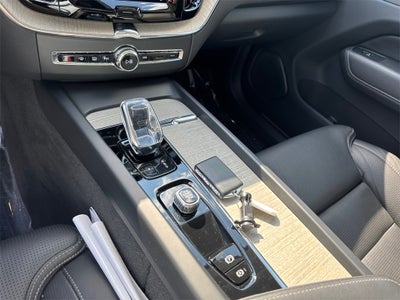 2022 Volvo XC60 Inscription