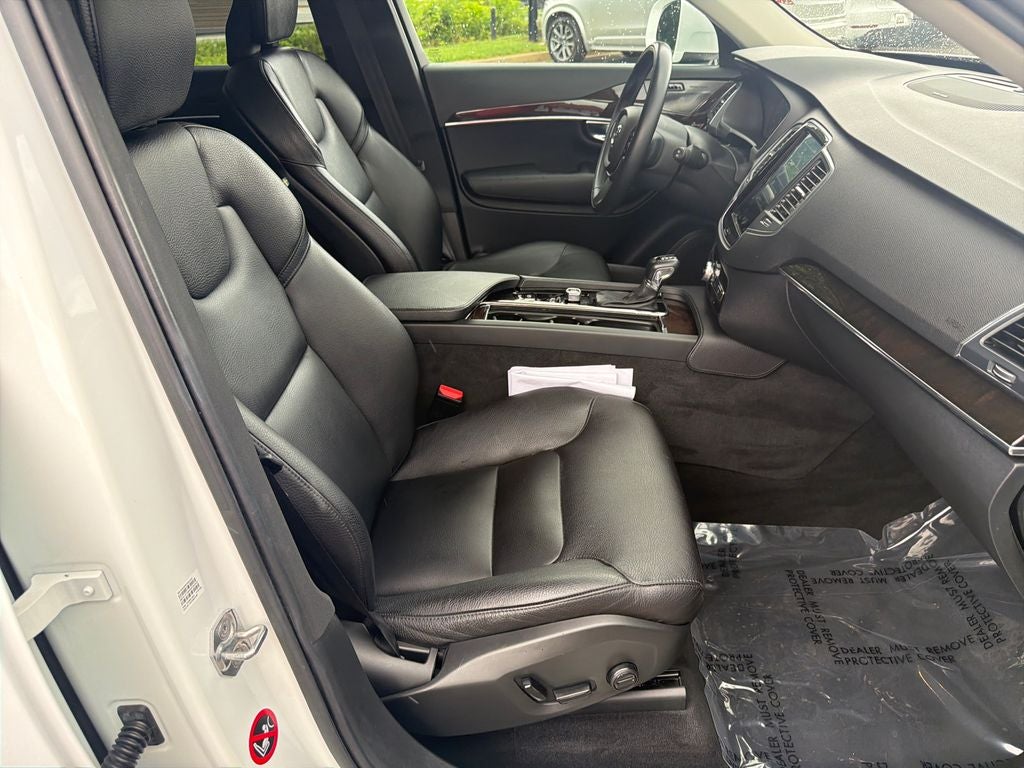 2019 Volvo XC90 Momentum