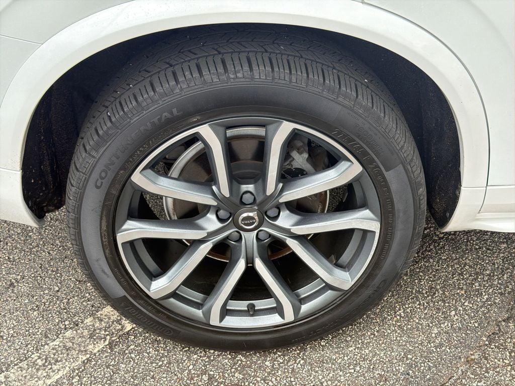2019 Volvo XC90 Momentum