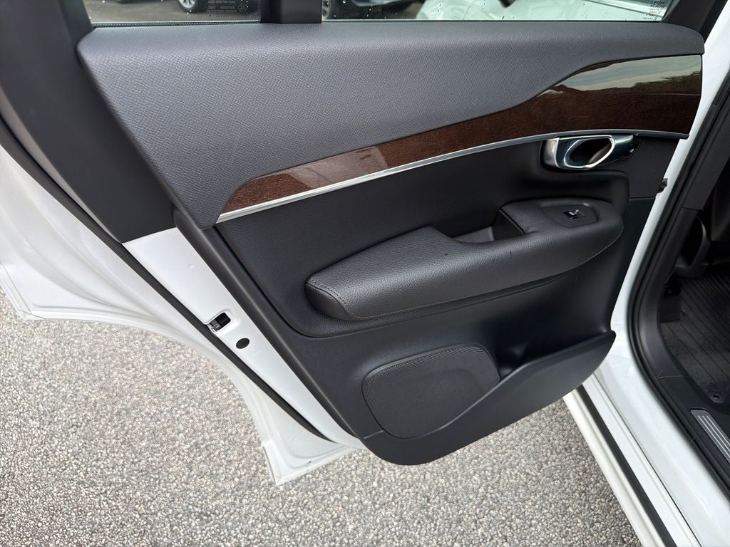 2019 Volvo XC90 Momentum