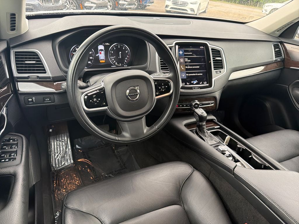 2019 Volvo XC90 Momentum