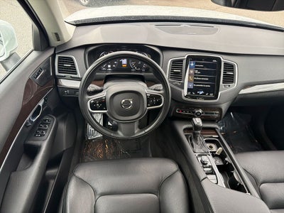 2019 Volvo XC90 Momentum