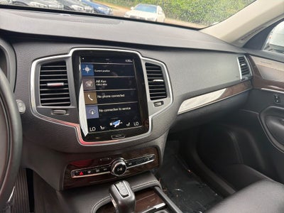 2019 Volvo XC90 Momentum