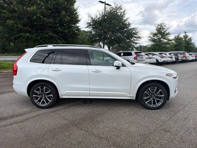 2019 Volvo XC90 Momentum