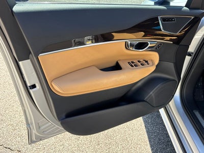 2019 Volvo XC90 Momentum