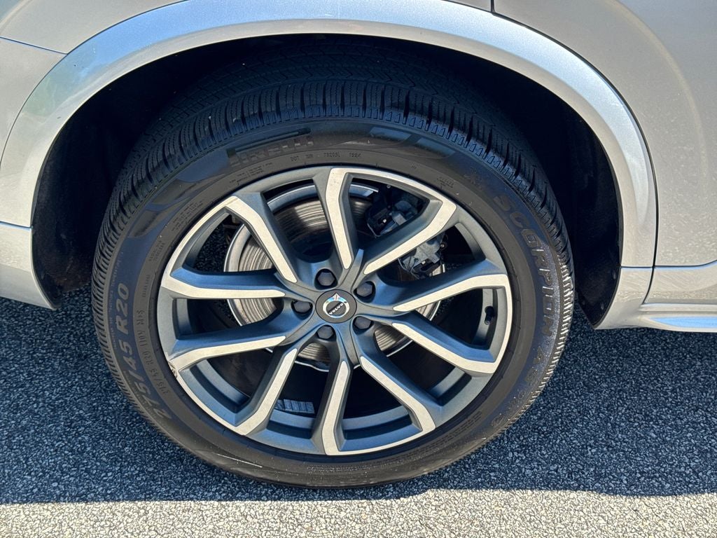 2019 Volvo XC90 Momentum