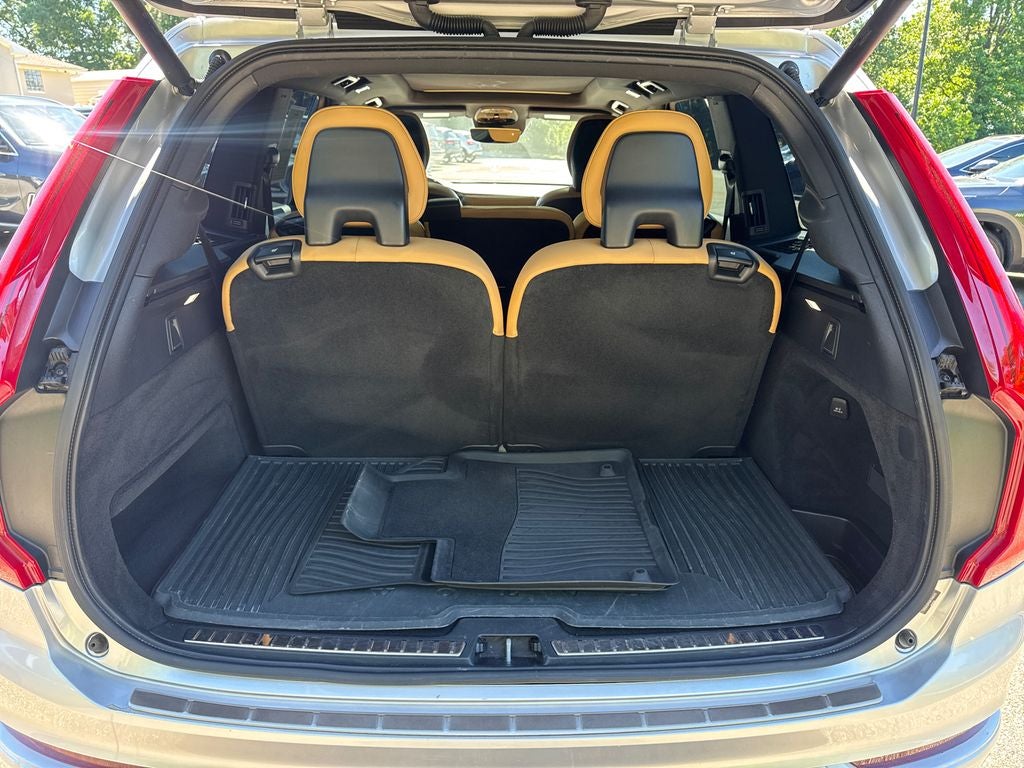 2019 Volvo XC90 Momentum