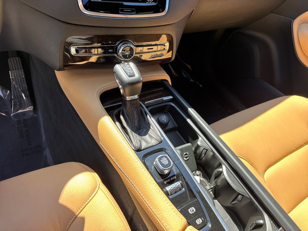 2019 Volvo XC90 Momentum