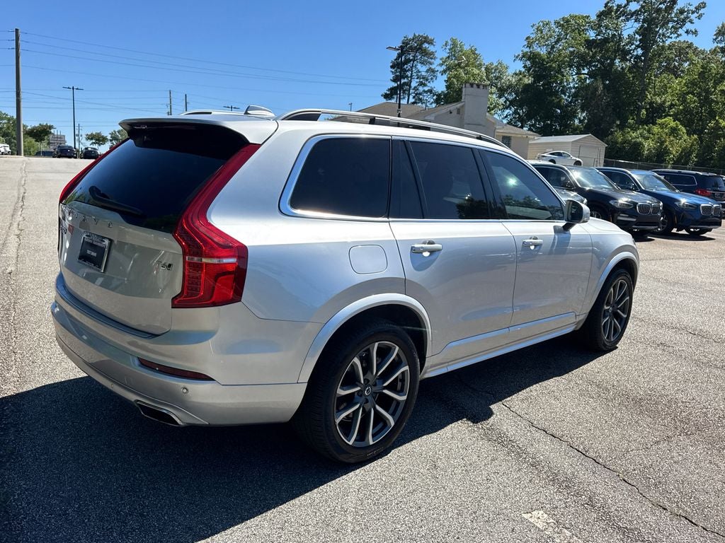 2019 Volvo XC90 Momentum