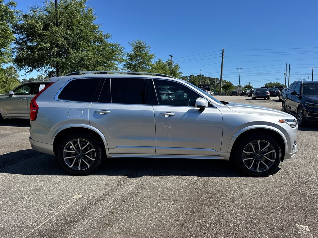 2019 Volvo XC90 Momentum