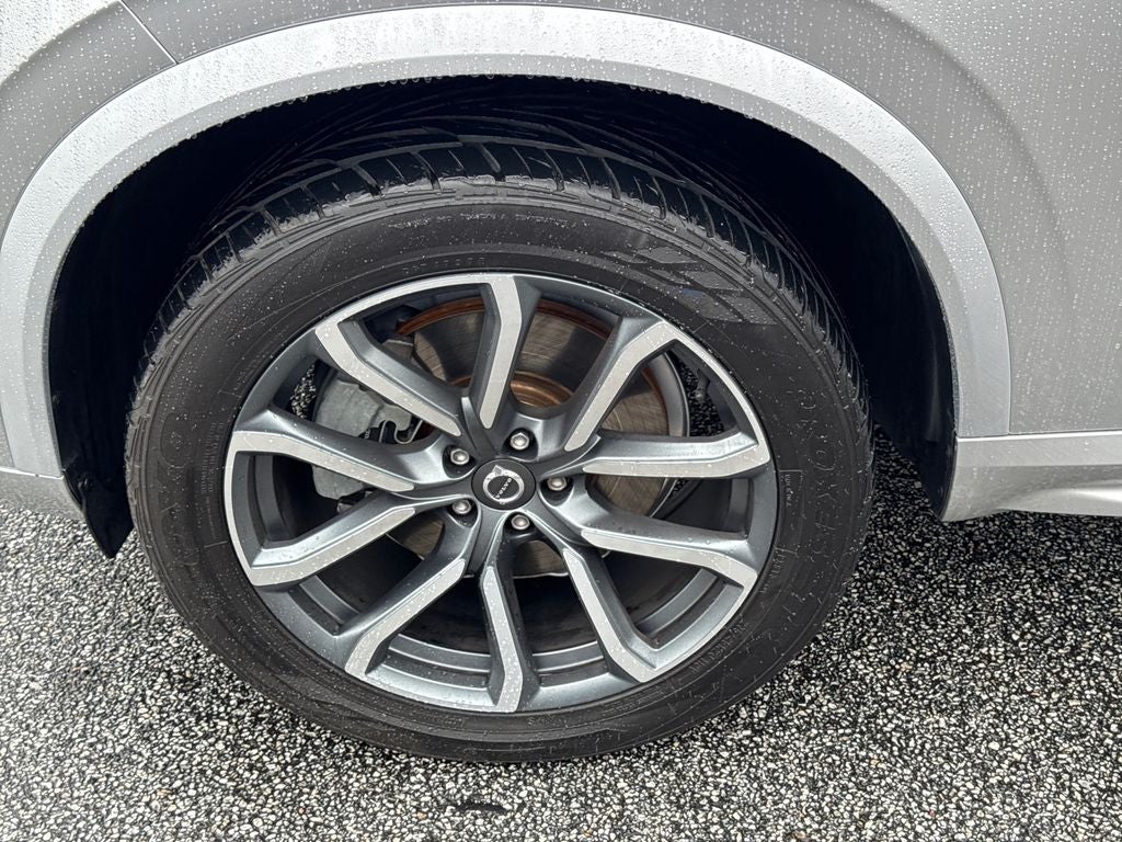 2019 Volvo XC90 Momentum