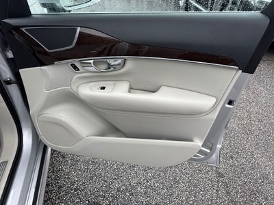 2019 Volvo XC90 Momentum