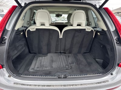2019 Volvo XC90 Momentum