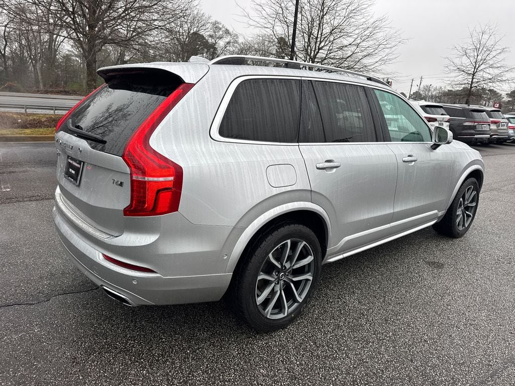 2019 Volvo XC90 Momentum