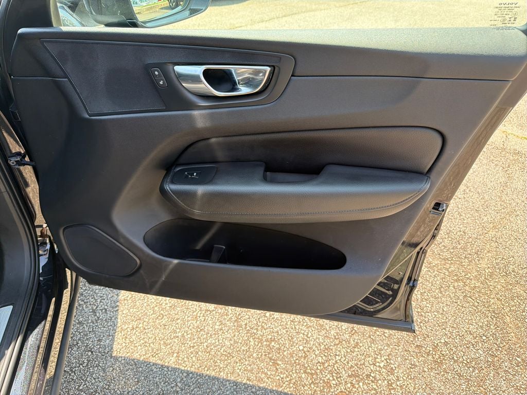 2020 Volvo XC60 Momentum