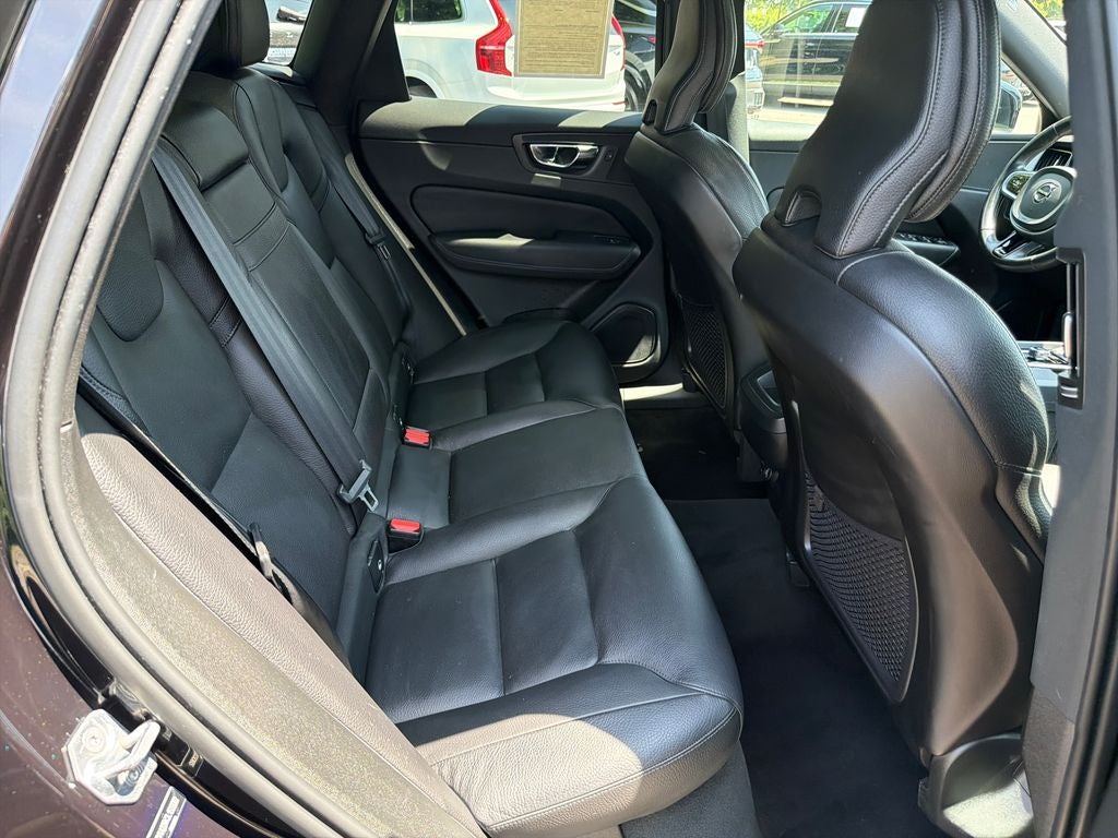 2020 Volvo XC60 Momentum