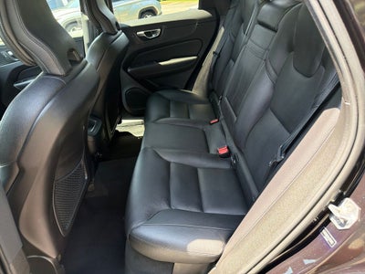 2020 Volvo XC60 Momentum