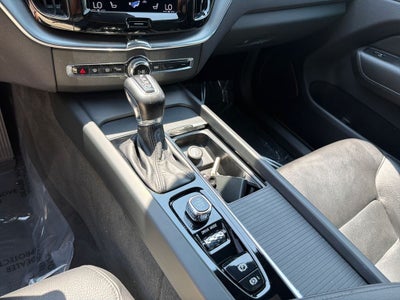 2020 Volvo XC60 Momentum