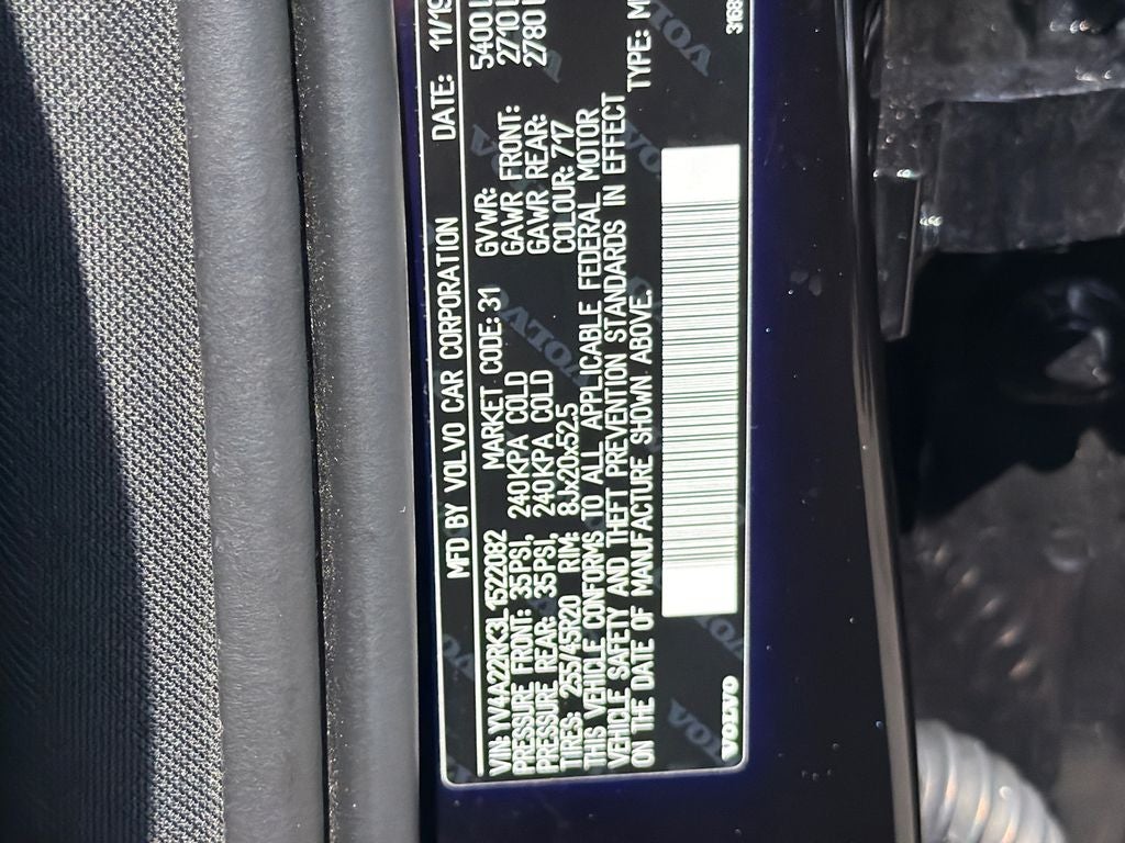 2020 Volvo XC60 Momentum