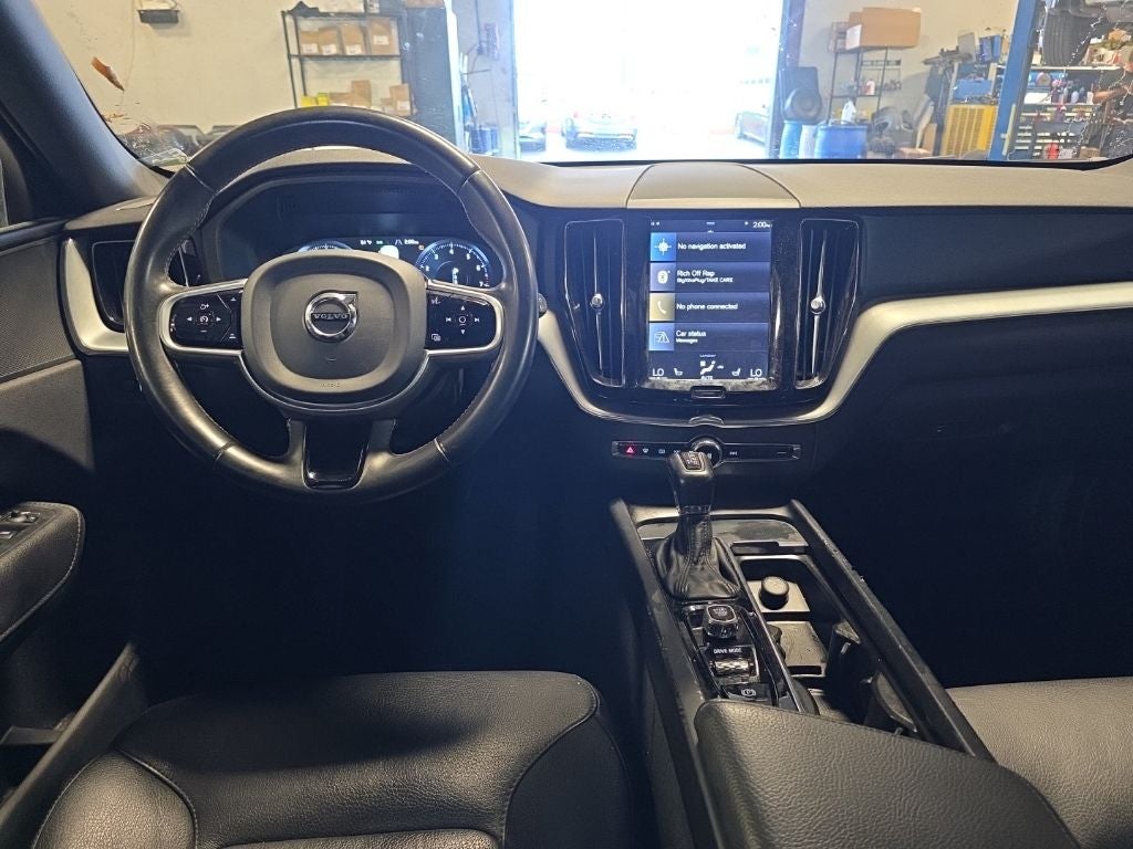 2020 Volvo XC60 Momentum